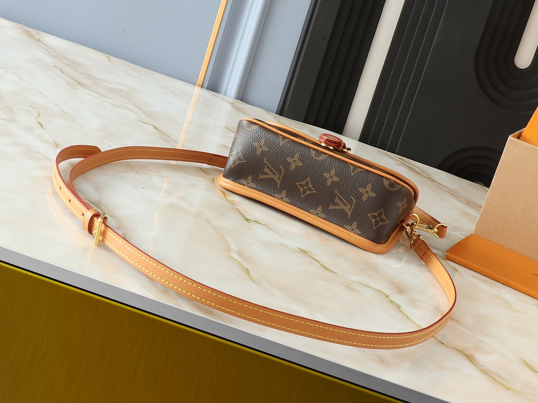 15XE5B Popular   leather bag