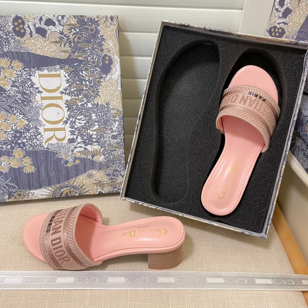 14D64Z Popular sandals
