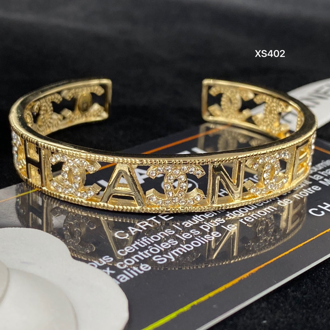 1C203K  Popular Bracelets