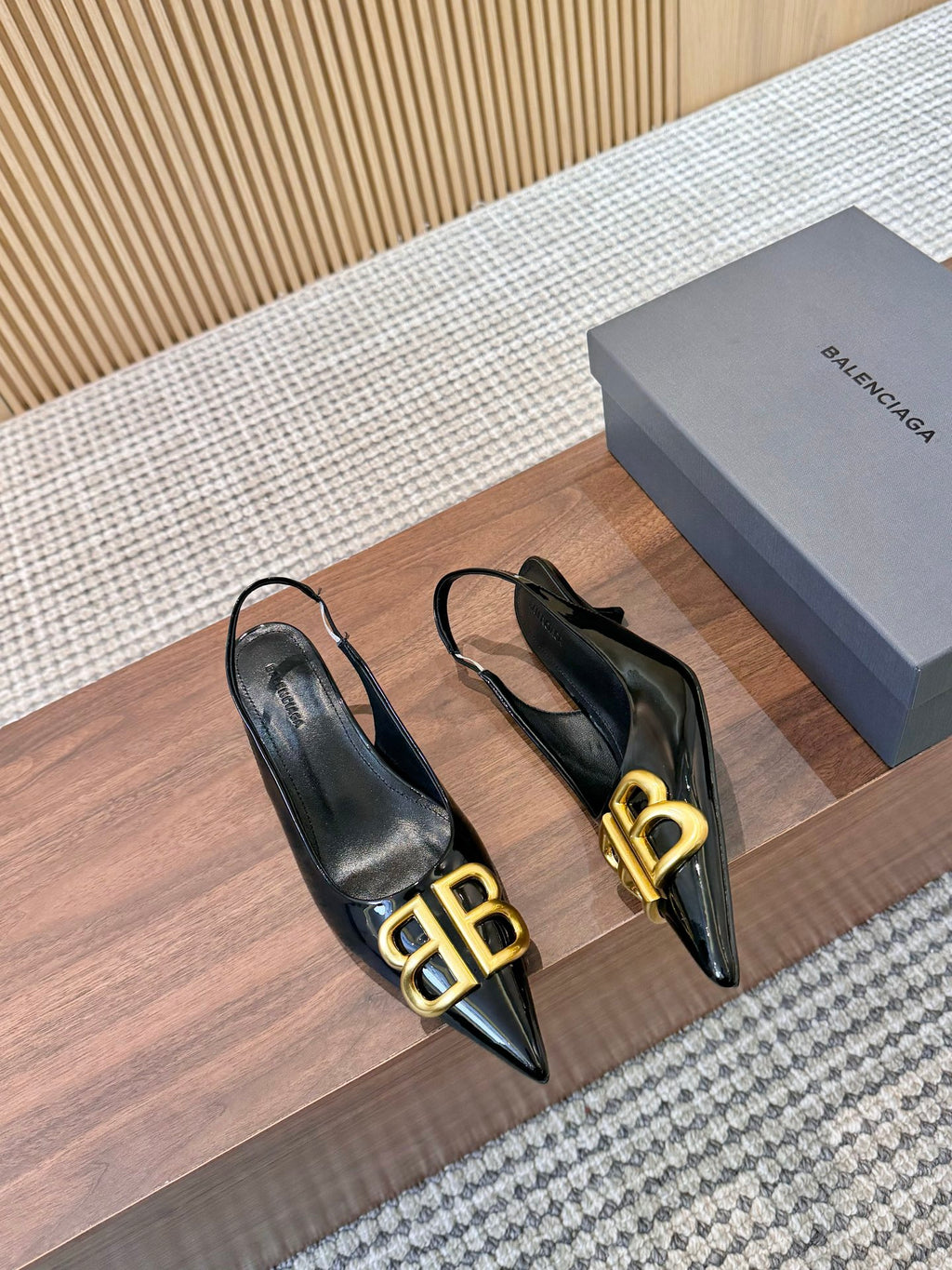 255QJ45Z Popular  leather High heels