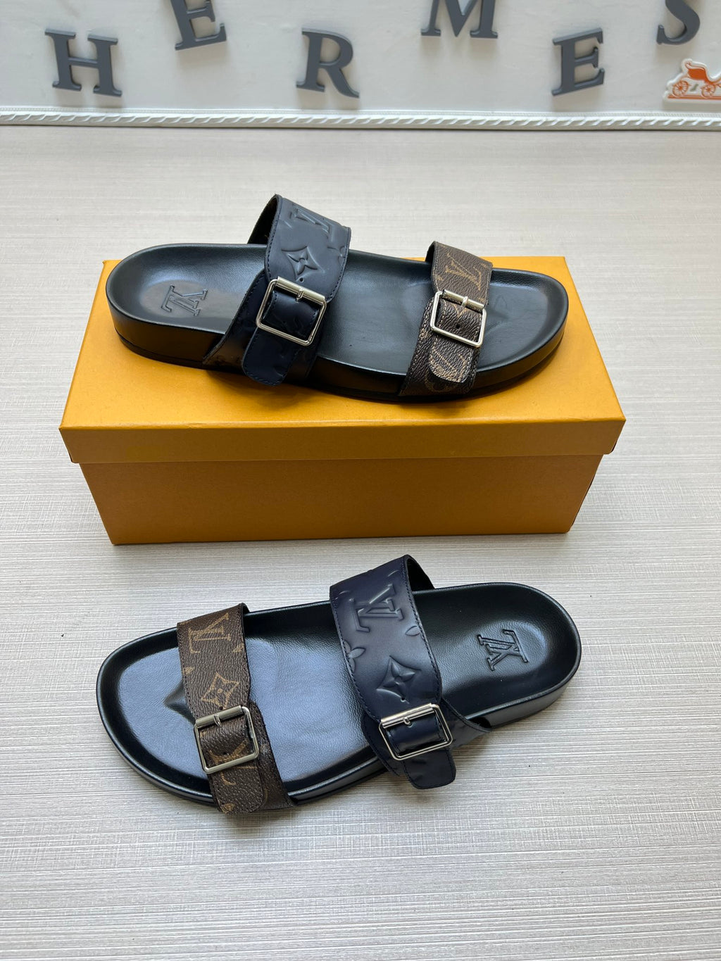 54E87Z Popular slippers