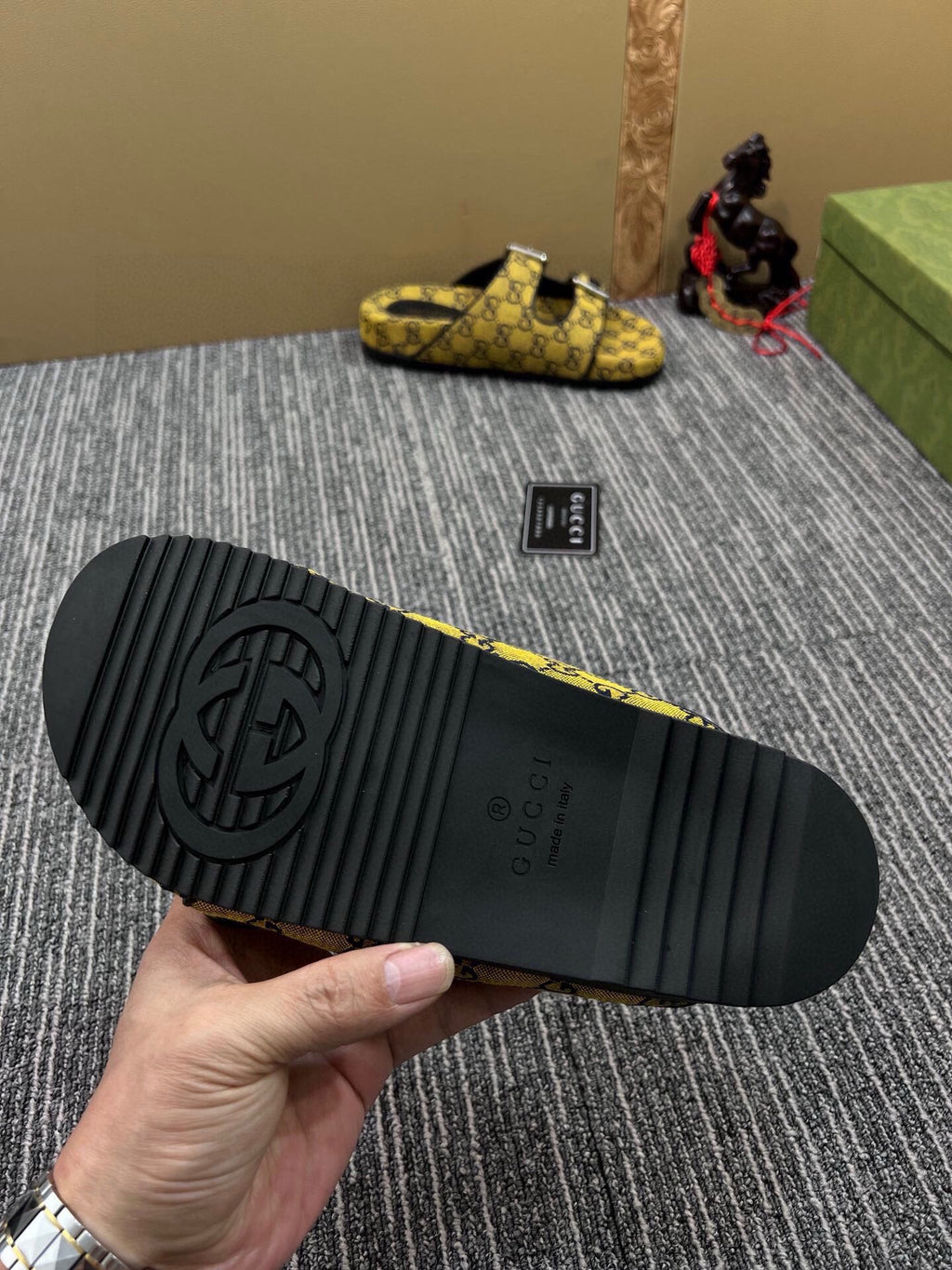 54B123Z Popular slippers