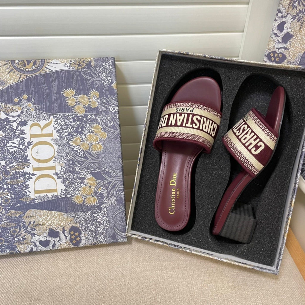14D64Z Popular sandals