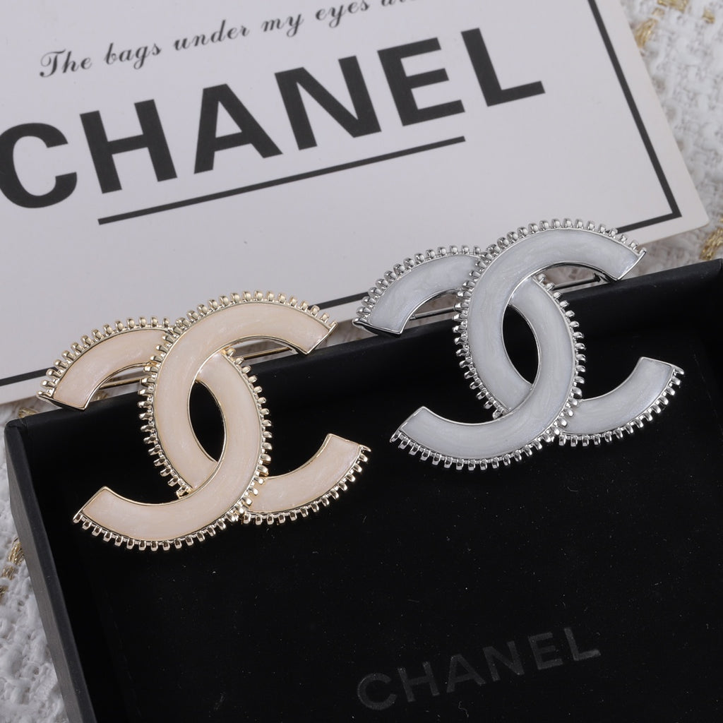 14C781X   Popular Brooch