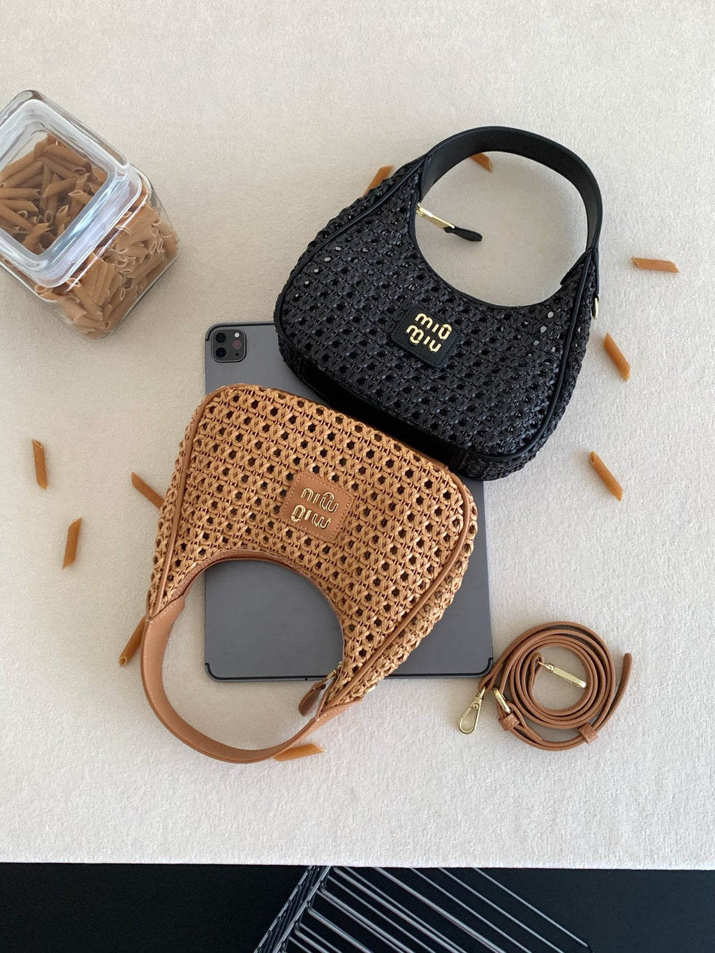 136PA51B Popular woven bag