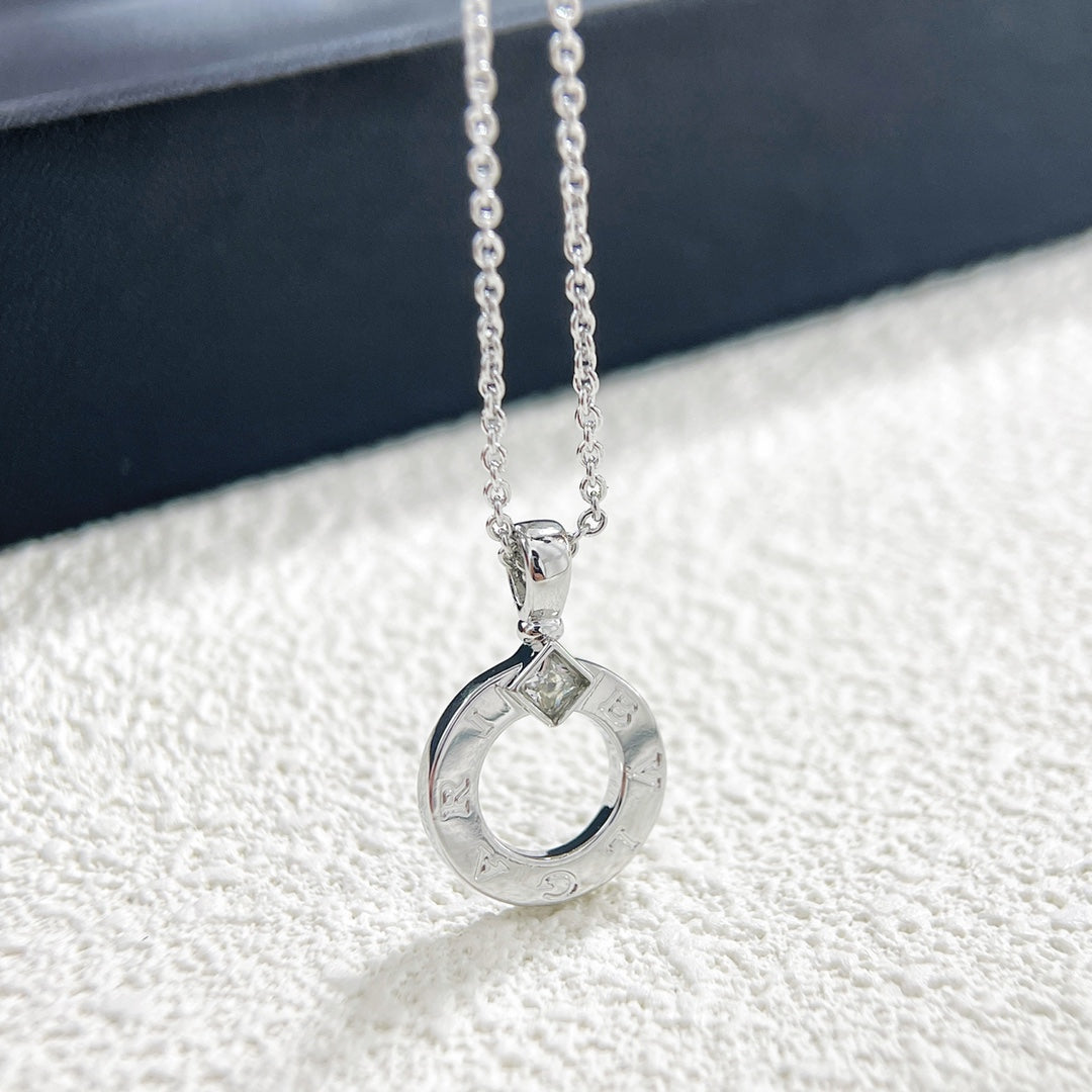 55QS419X Popular Necklaces