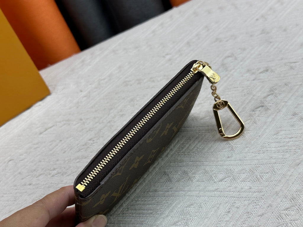 15RE91B  Popular   leather bag