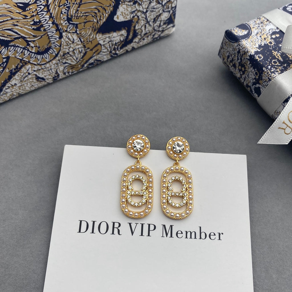 1NC208E Popular    Earrings