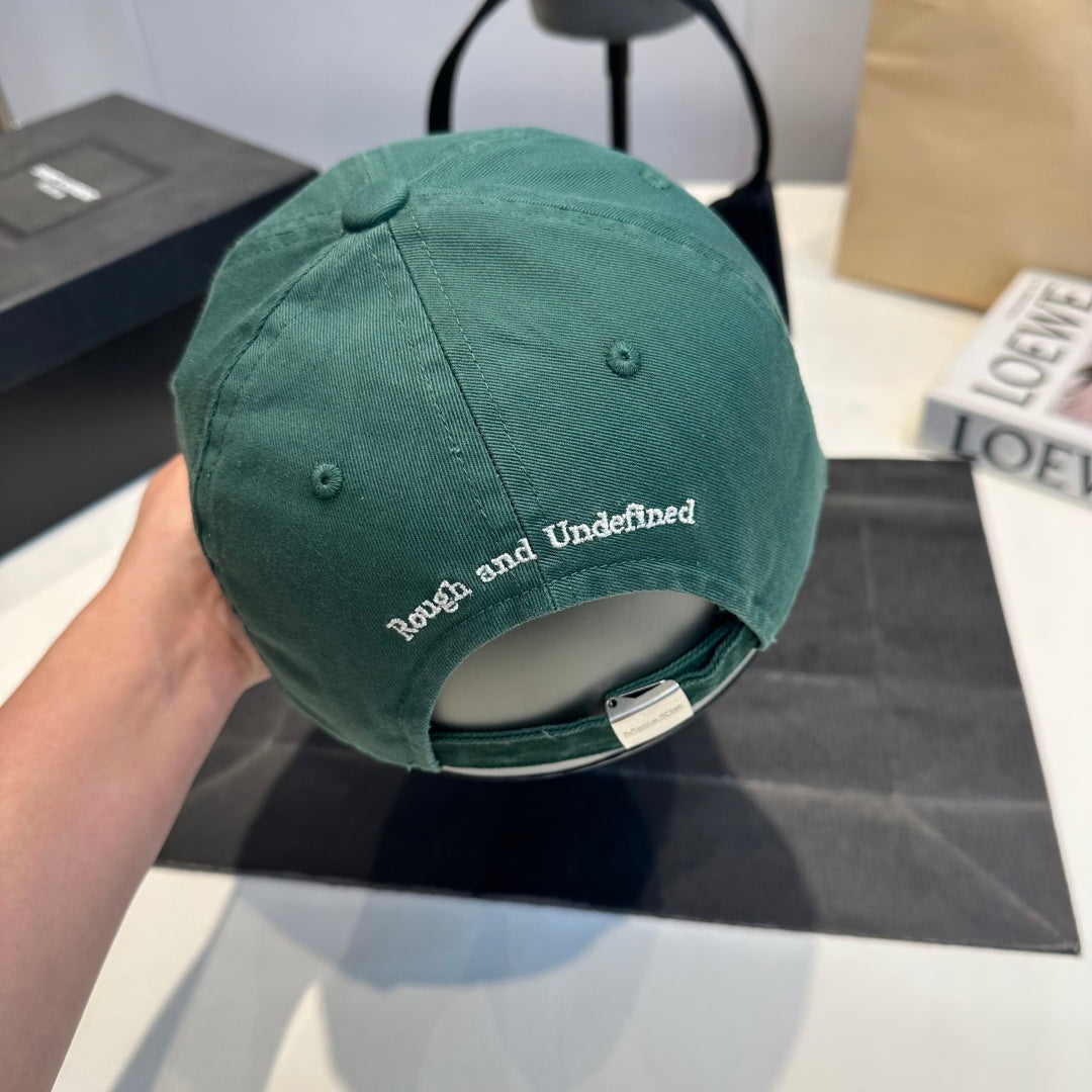 16XA4M Popular hats