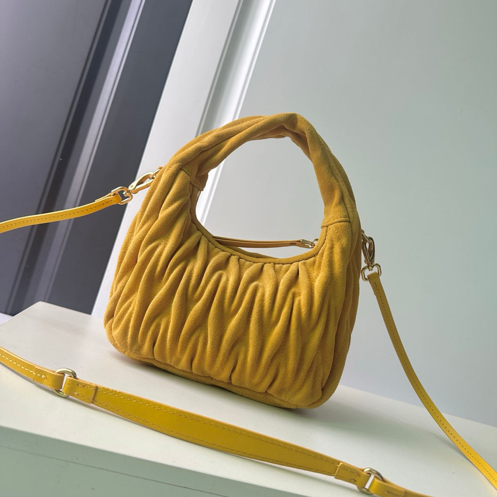 B1P46A117 Popular buckskin bag
