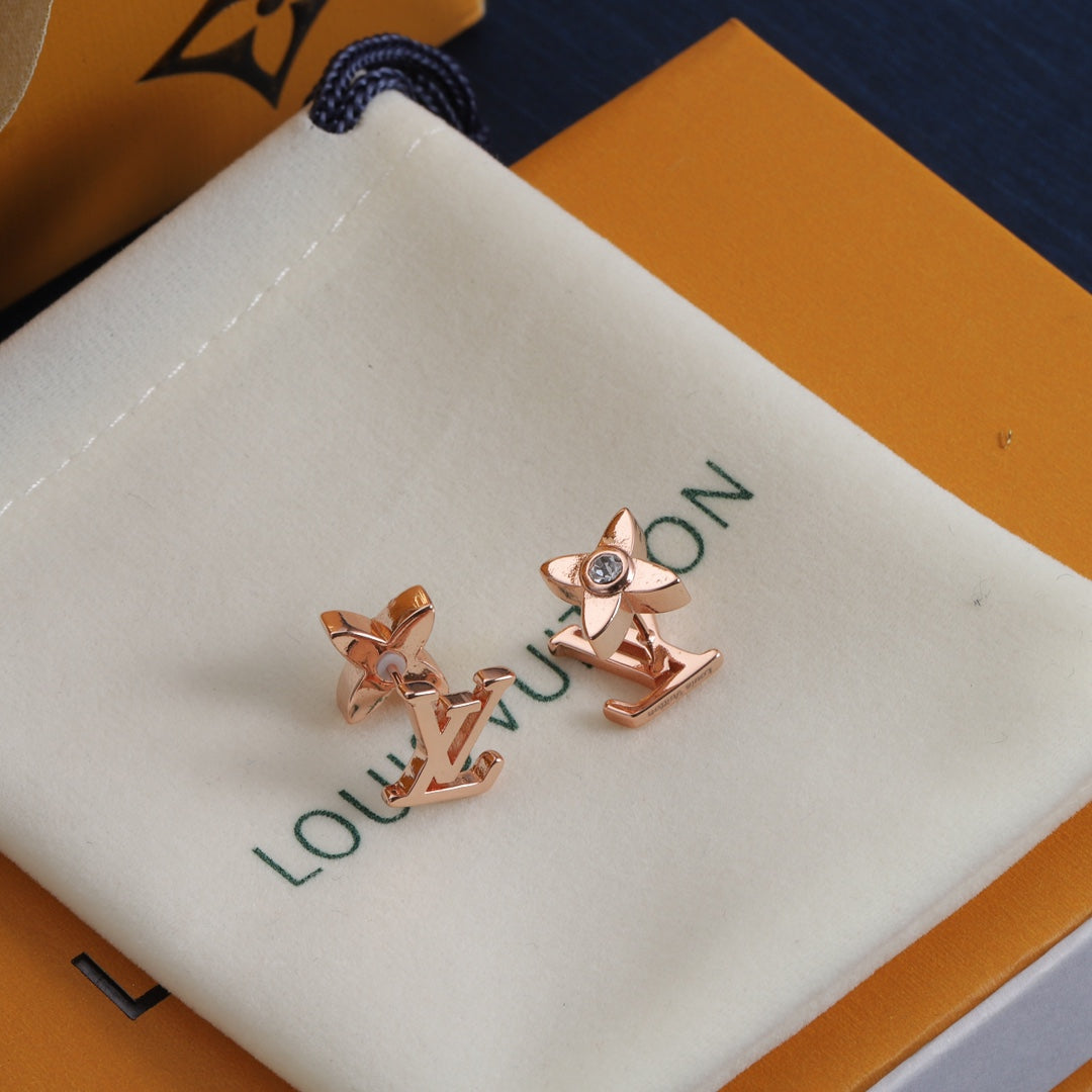 1YE332E Popular   Earrings