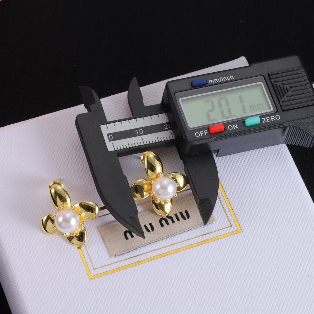 14A526E Popular Earrings