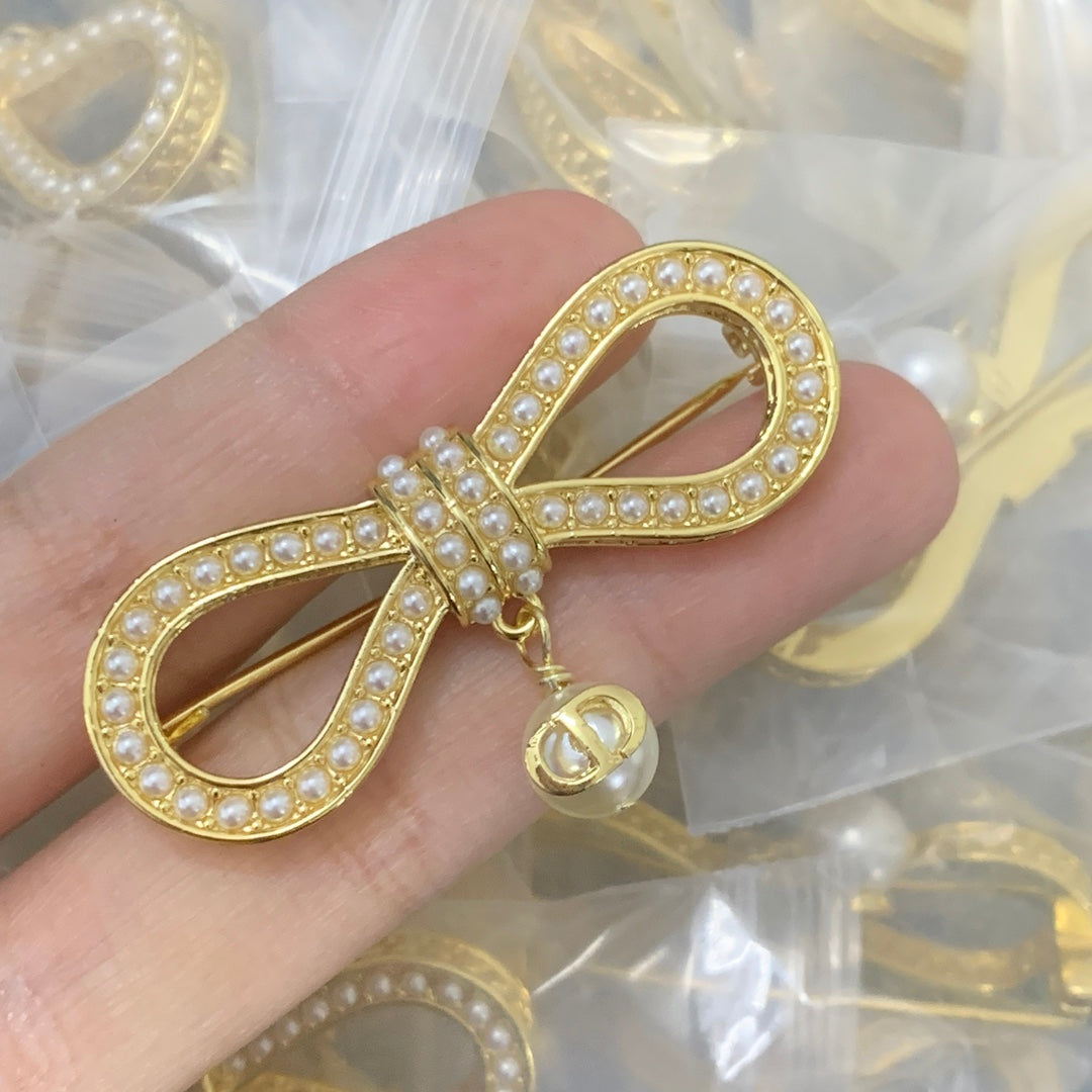 55ZD81X Popular Brooch