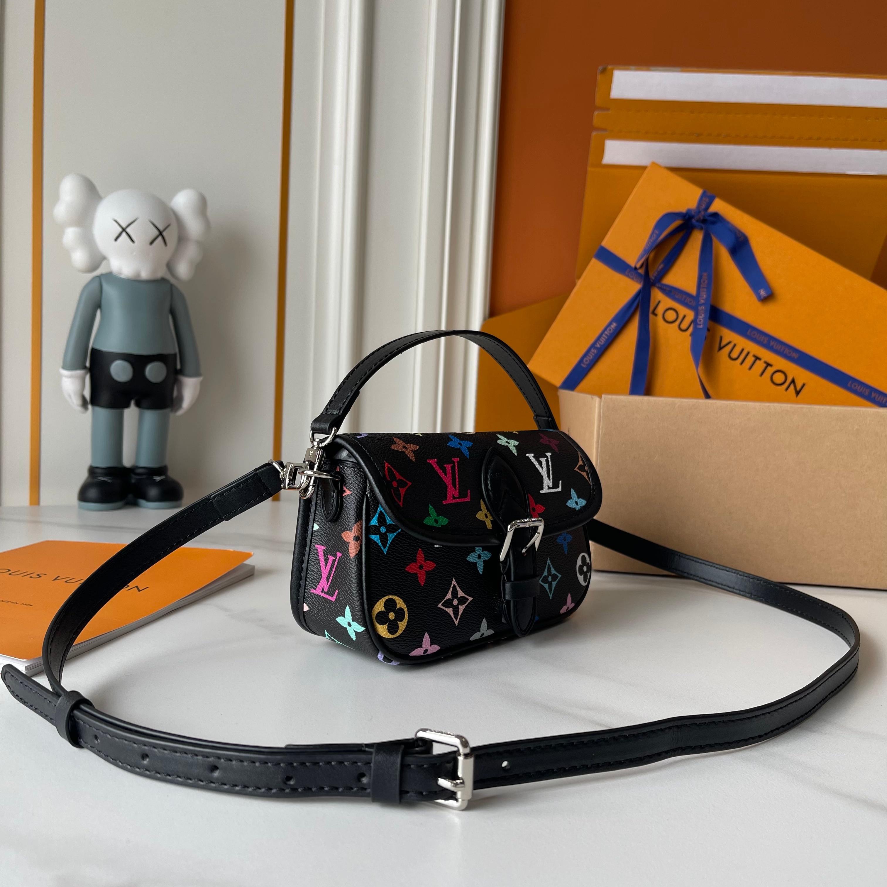 136PE37B Popular leather bag