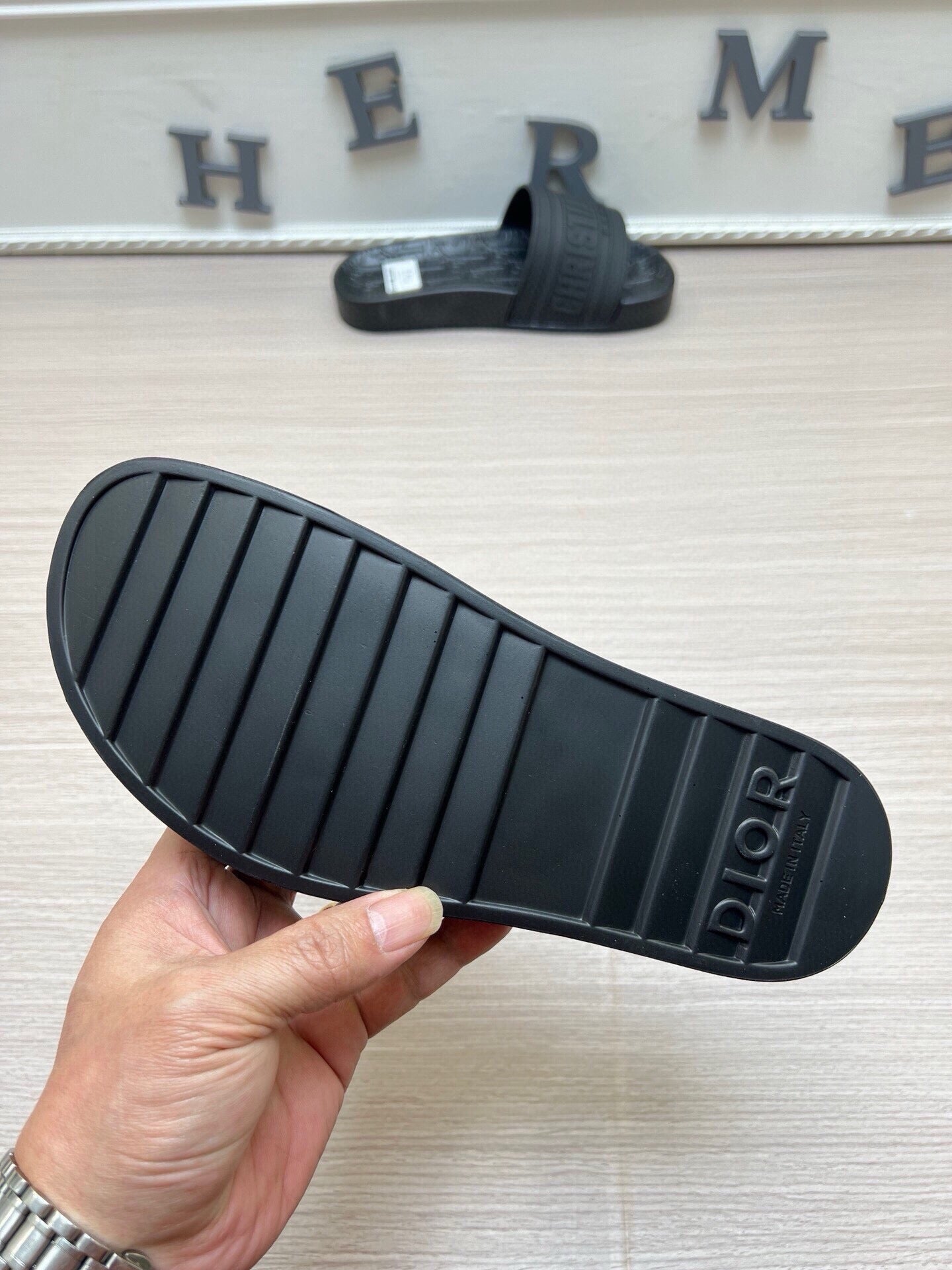 5LD212Z Popular Slippers