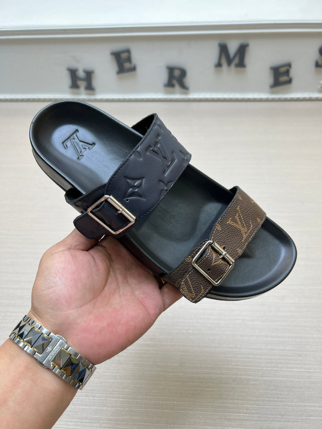 54E87Z Popular slippers