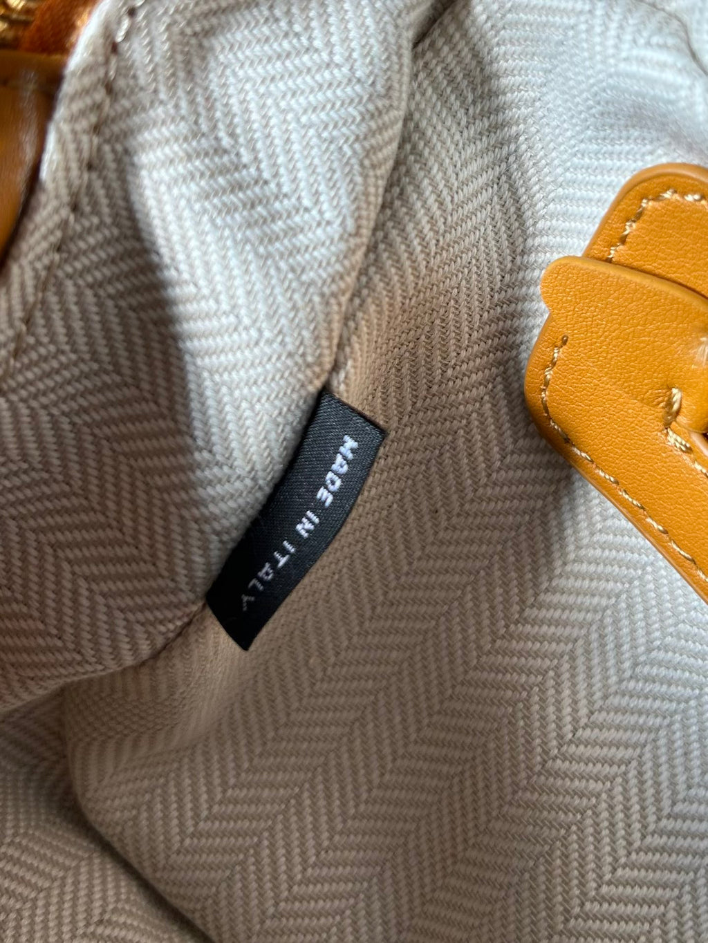 1WA80B Popular leather bag
