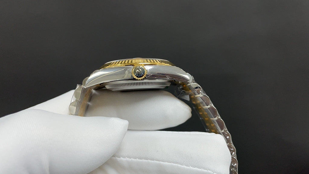 136RL4L Popular Watches