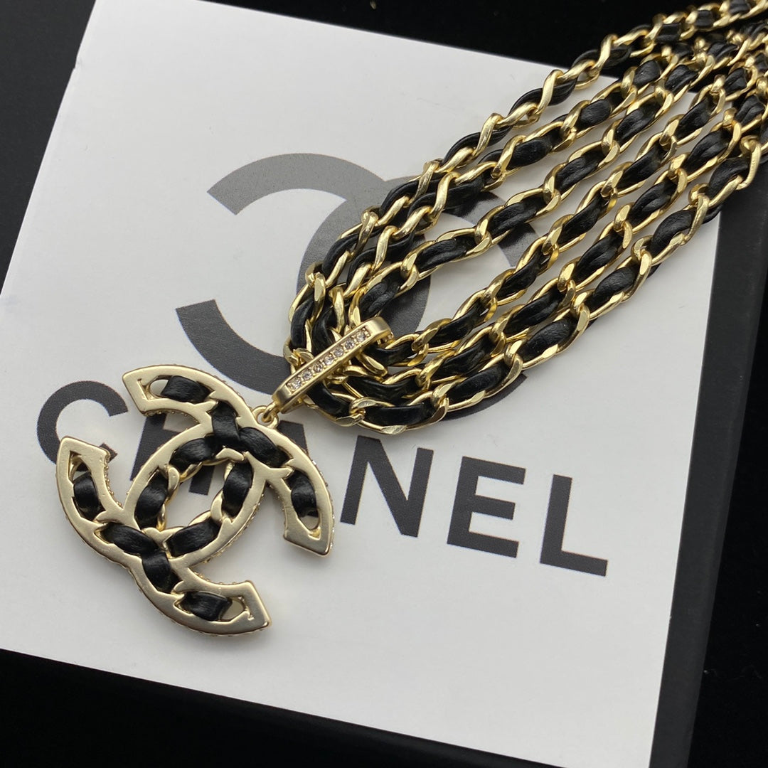 15QC41X Popular Necklace