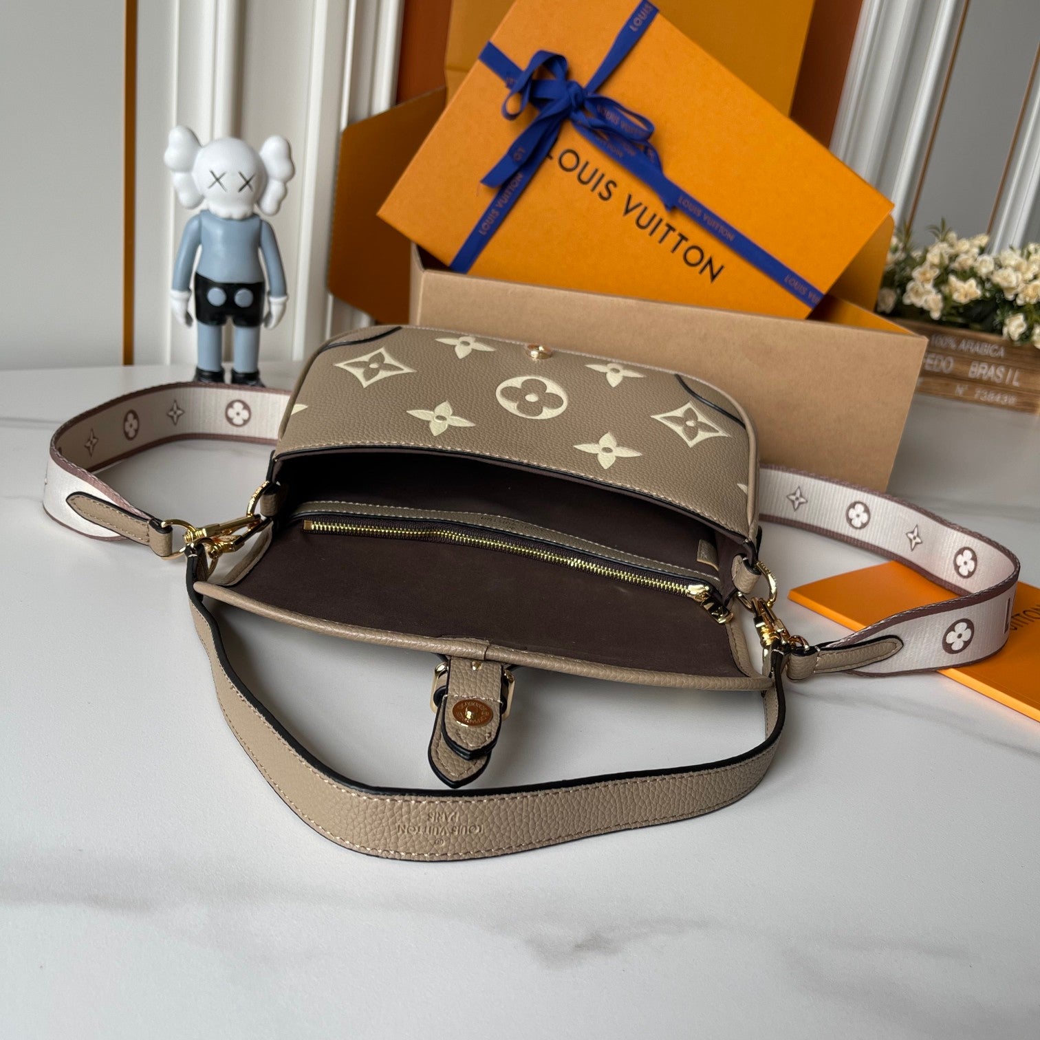 136PE38B Popular leather bag