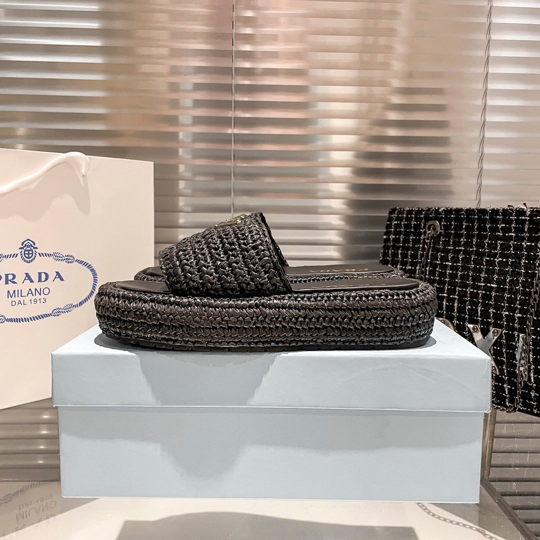 14PD21Z Popular slippers