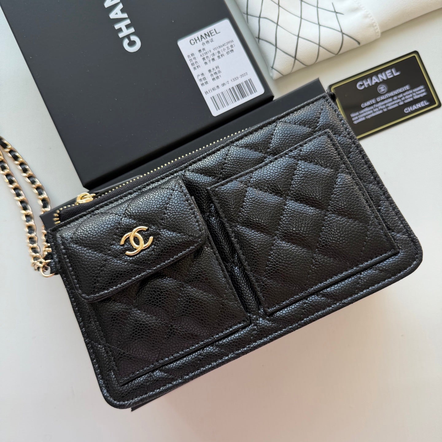 146PC21B Popular leather bag