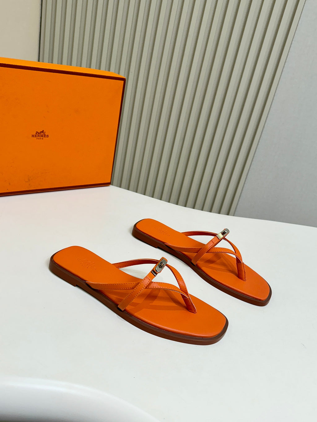 Z2X66H7 Popular high-quality leather Shoes