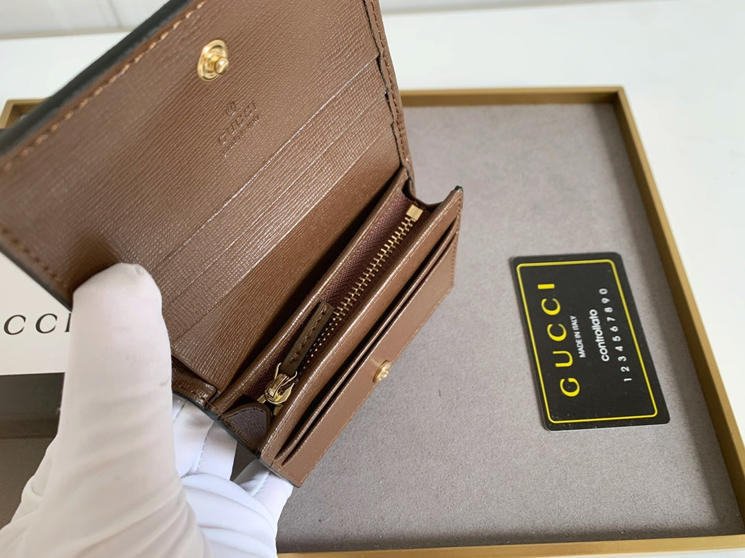 1XB175B Popular  wallets