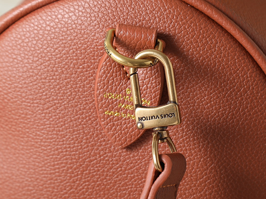 146PE40B Popular leather bag