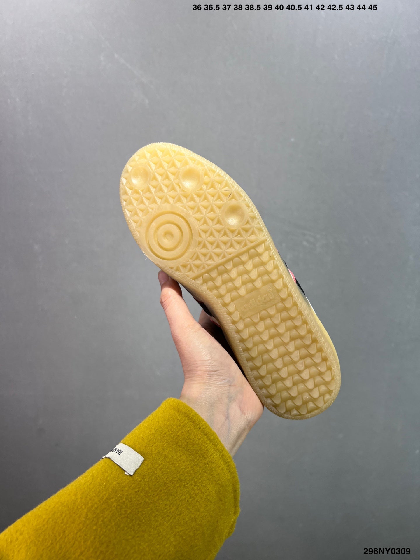 435ZA10Z Popular shoes (No box)