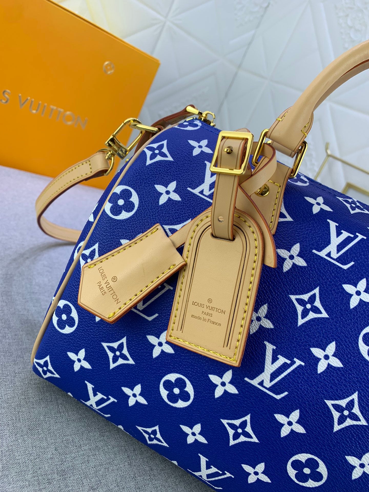 2XE268B Popular  leather bag 