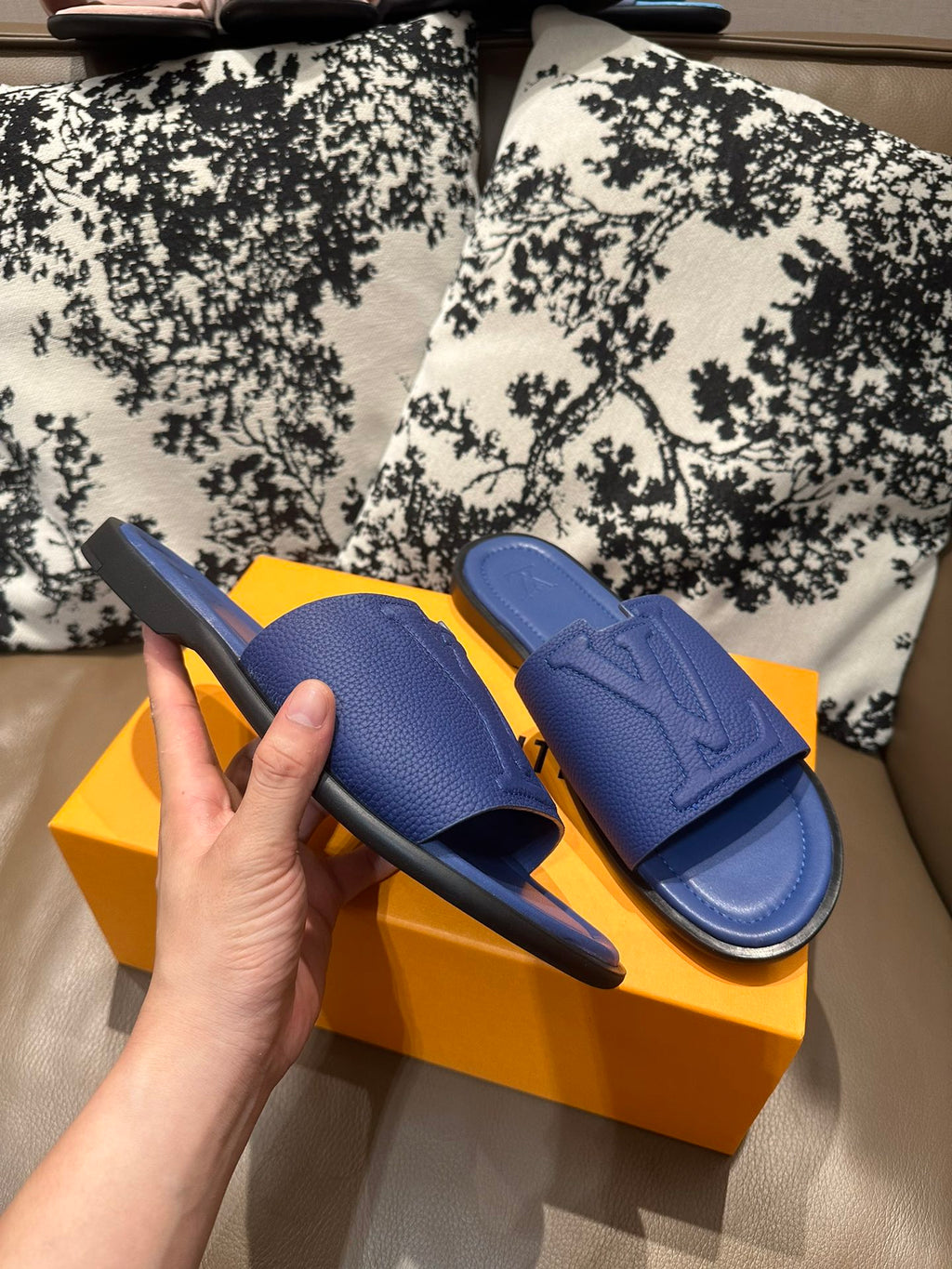 285ZE25Z  Popular leather Shoes