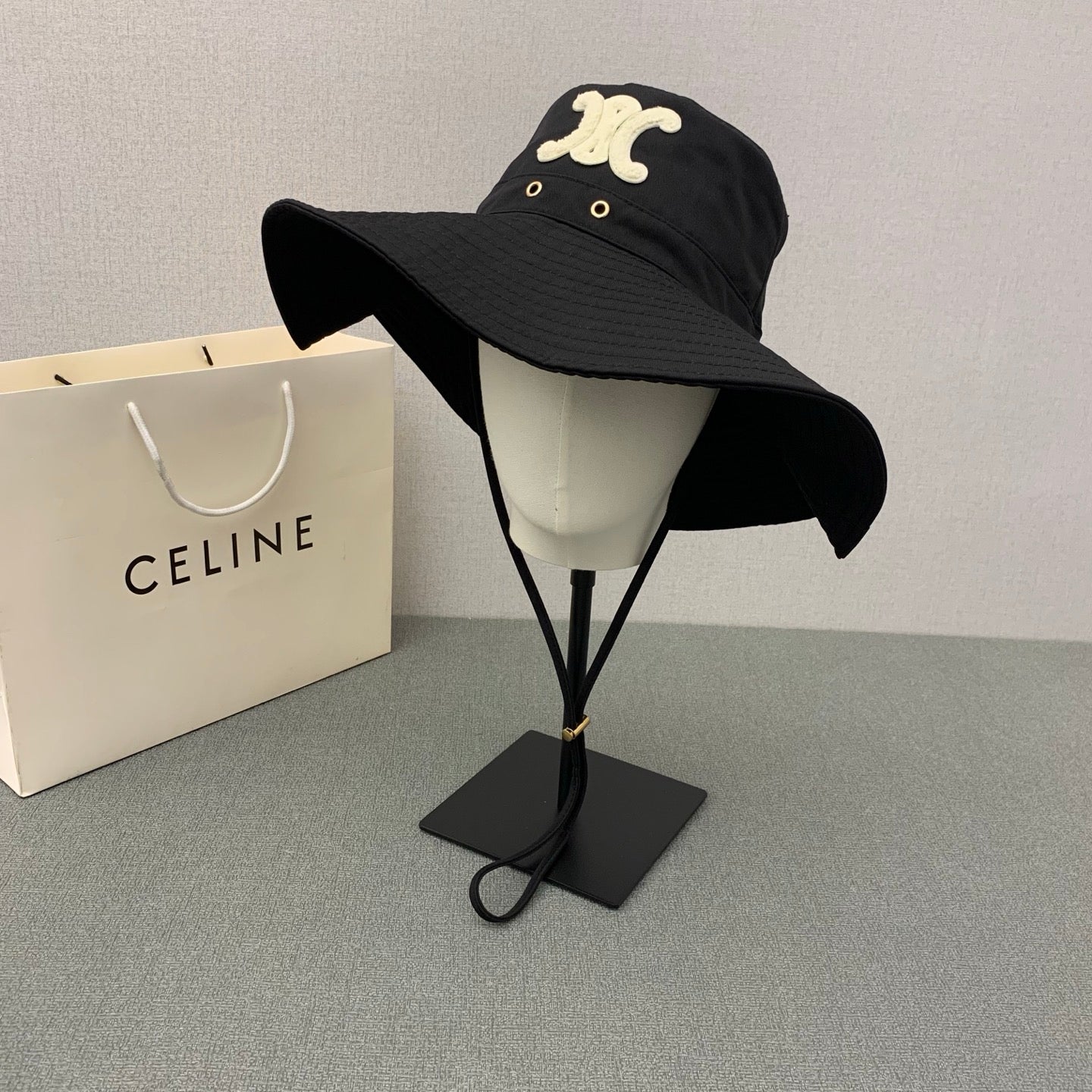 145ZN558M Popular hats