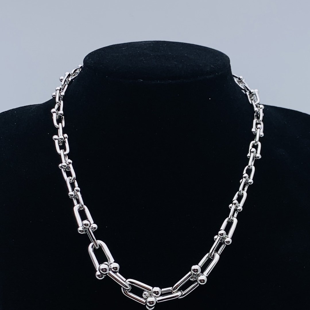 8XT30X  Popular     Earring Bracelets Necklaces