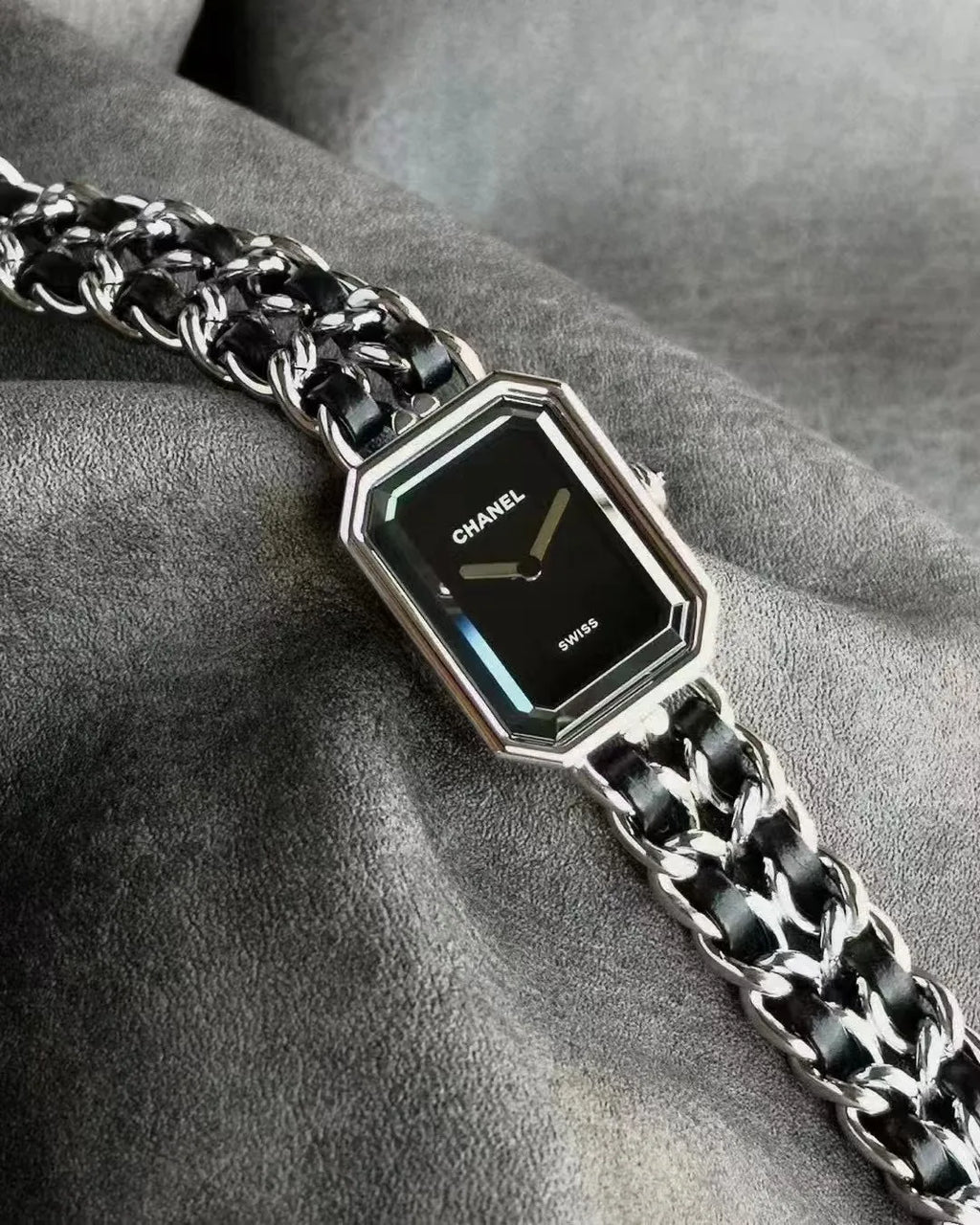 L1R66T1 Popular watches