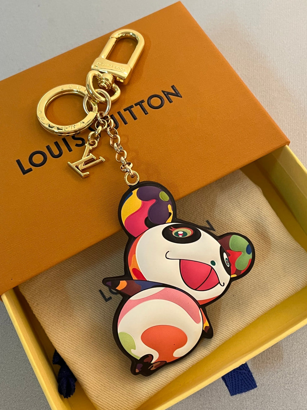 35QE31A Popular bag 's charms accessories