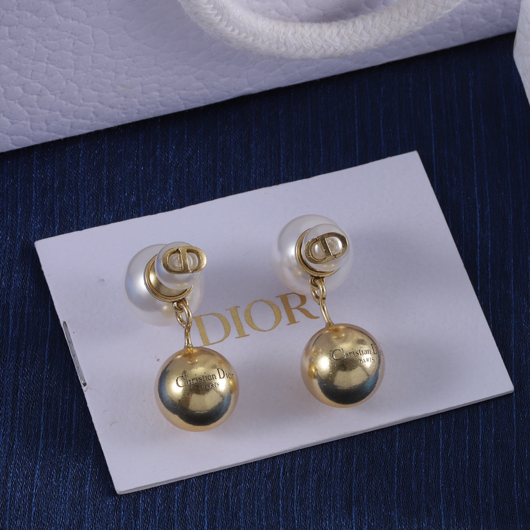 14D775E Popular  Earrings