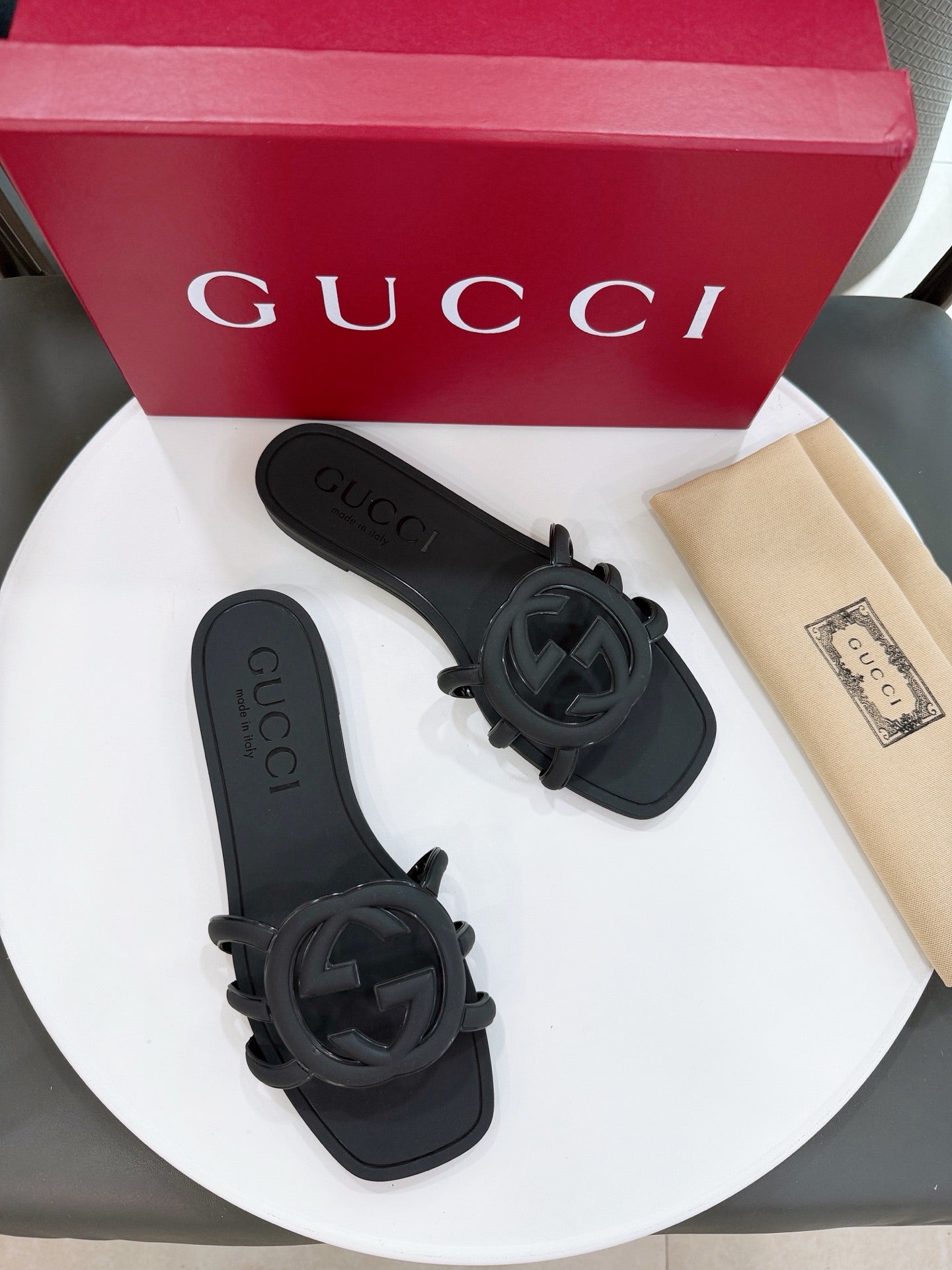 Z2X66B60  Popular high-quality slippers