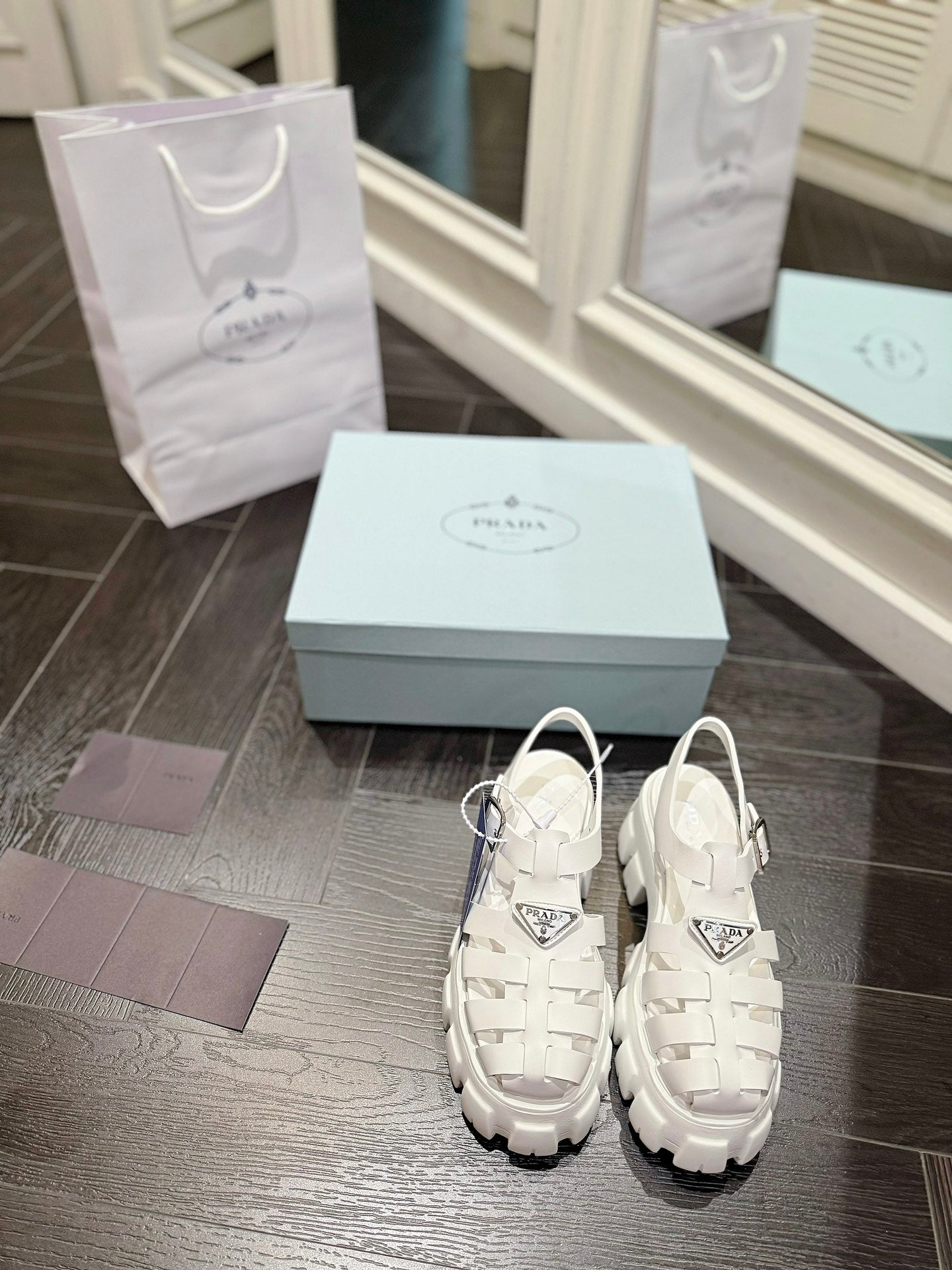 285RP51Z  Popular high-quality shoes