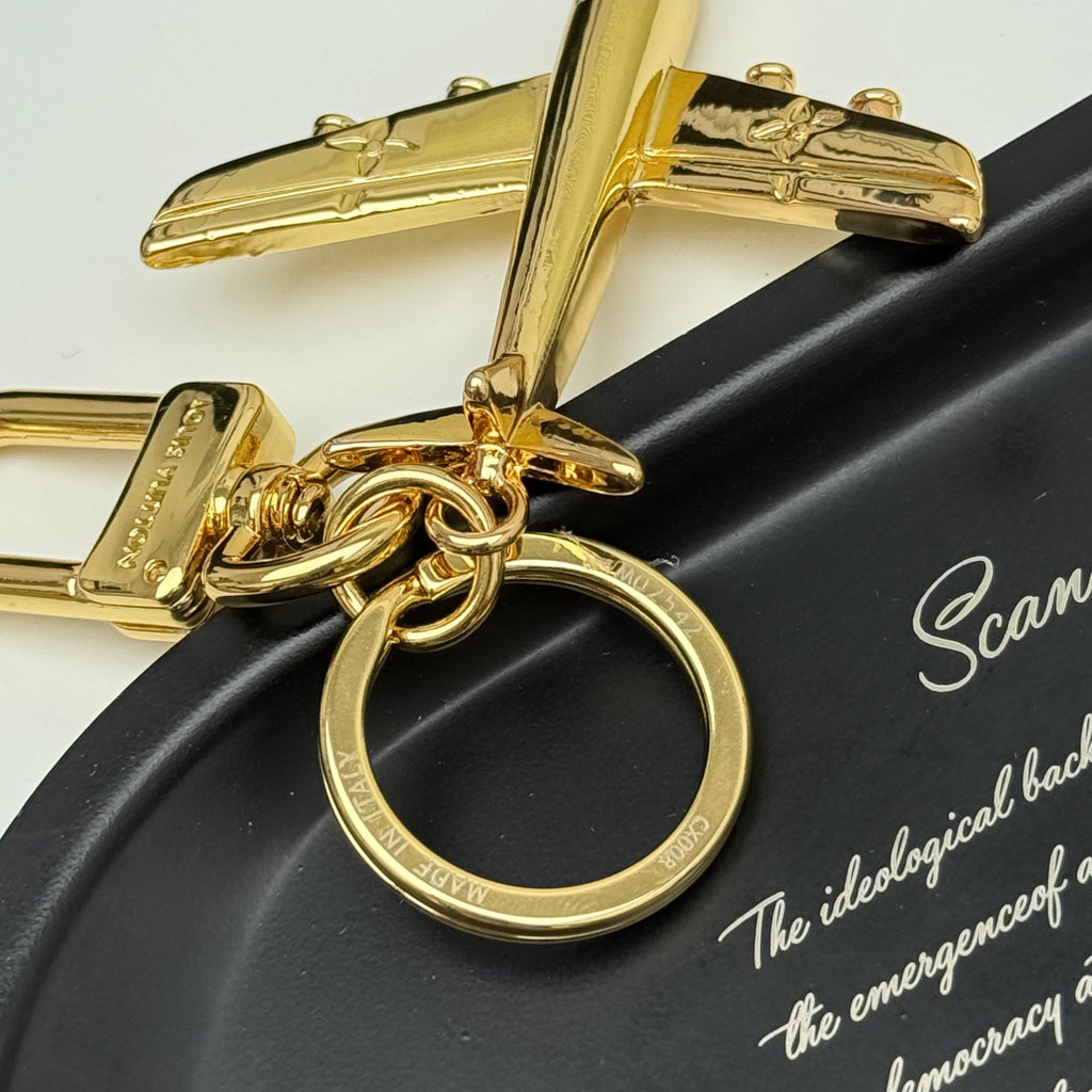 35ZE41A Popular bag 's charms accessories