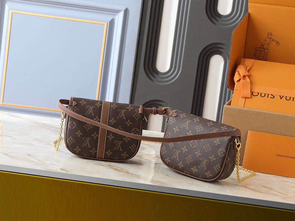 15RE158B Popular leather bag