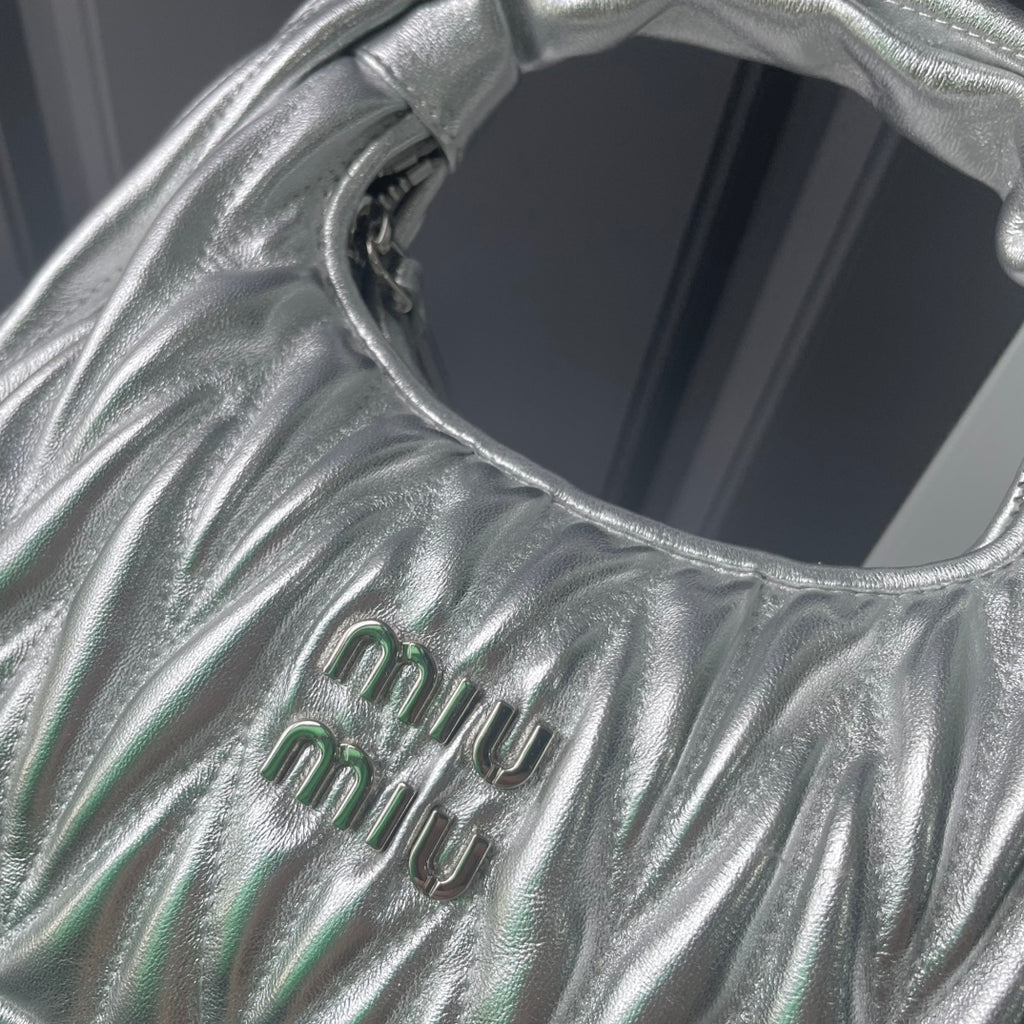 146PA116B Popular leather bag