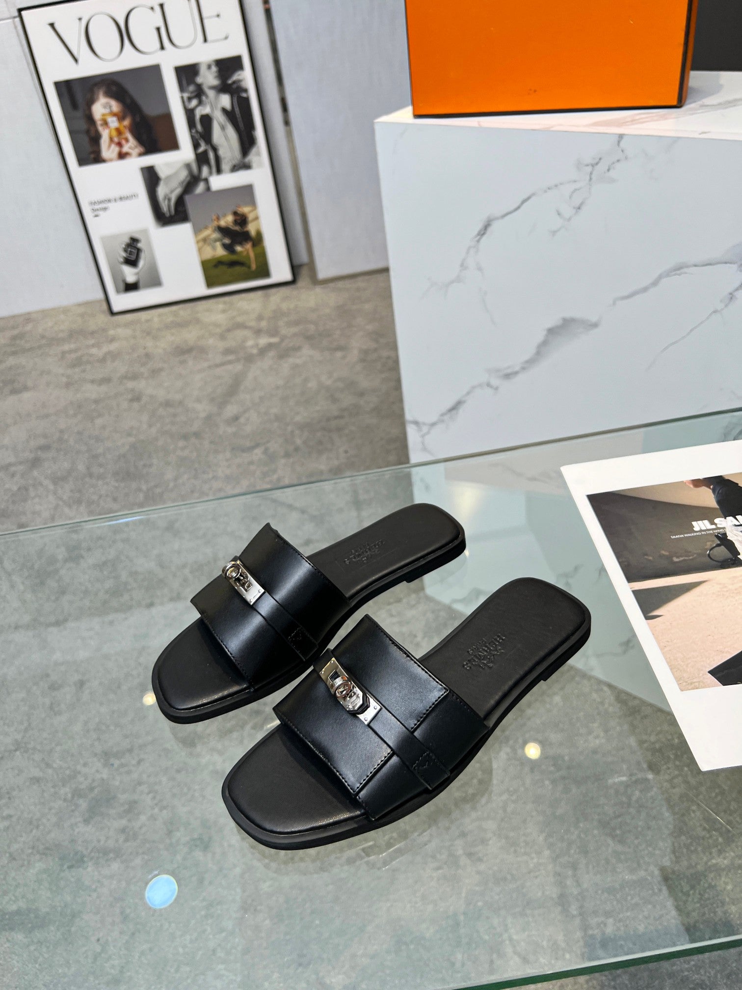 Z2X66H3 Popular high-quality leather Shoes