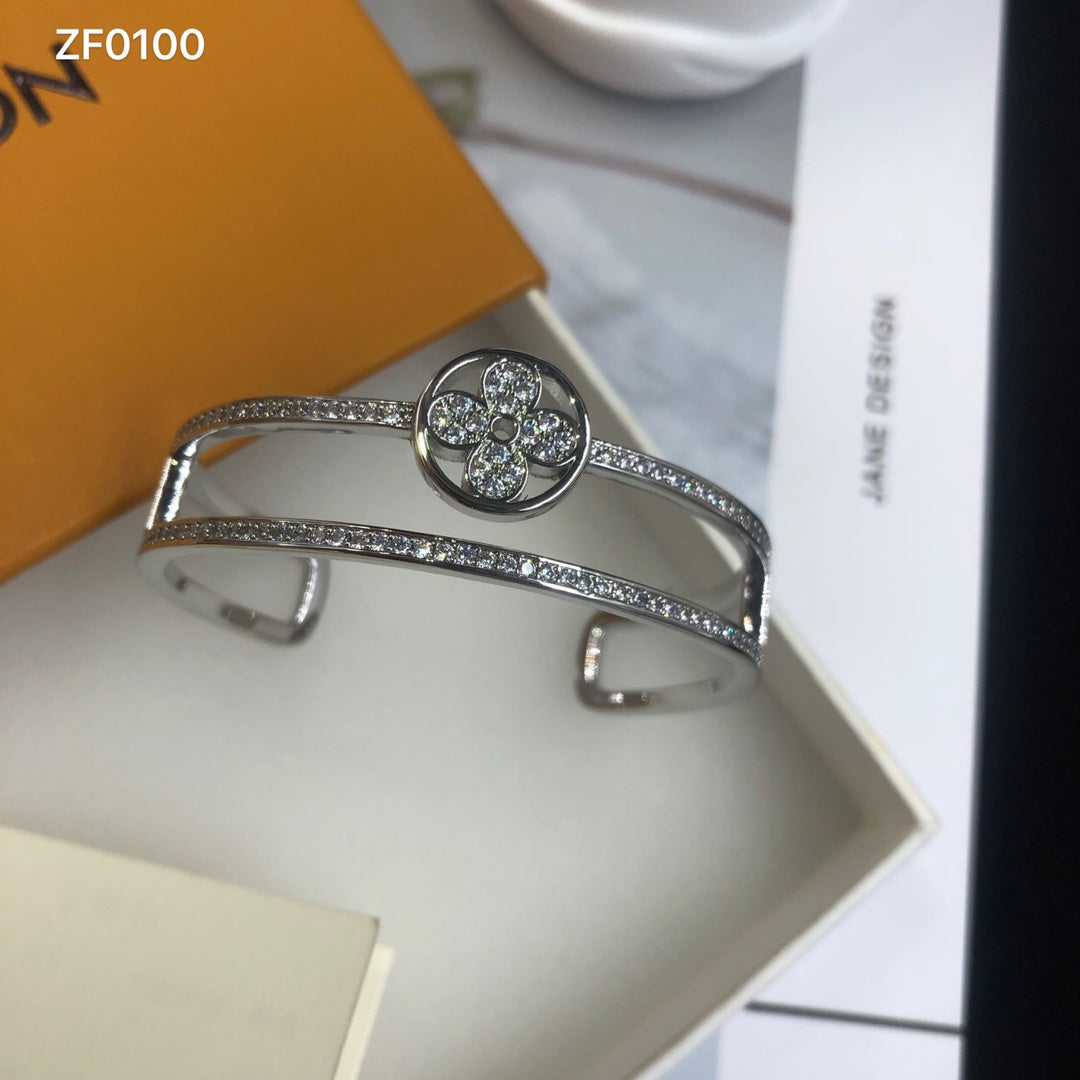 1YE348K  Popular Bracelets