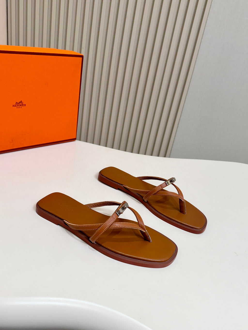 Z2X66H7 Popular high-quality leather Shoes