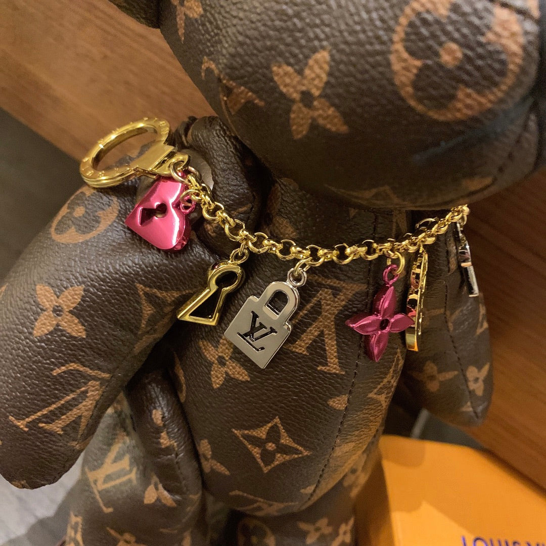 35QE12A Popular bag 's charms accessories