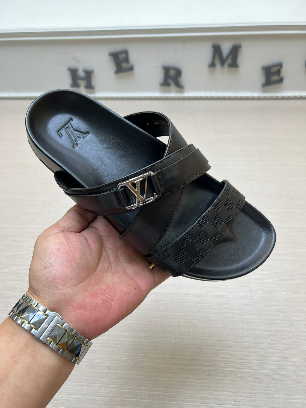 54E88Z Popular slippers