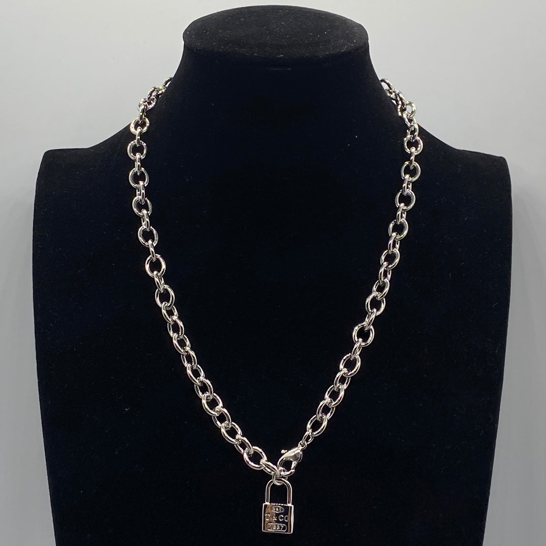 15QT54X Popular Necklace