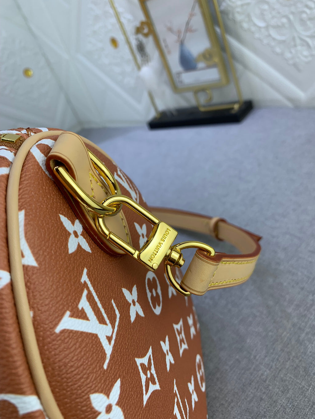 2XE268B Popular  leather bag 