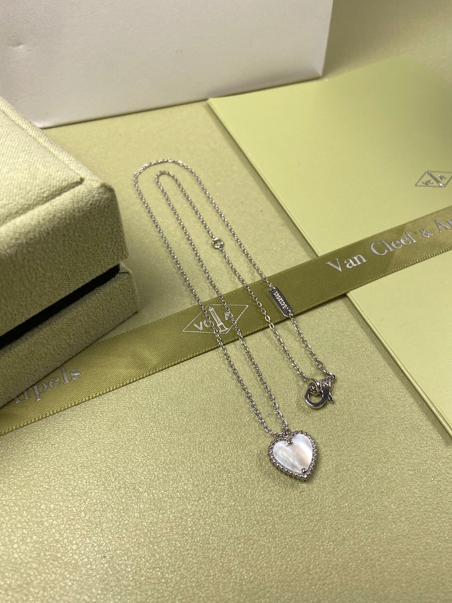 5XVA191K  Popular     high quality bracelets,necklaces
